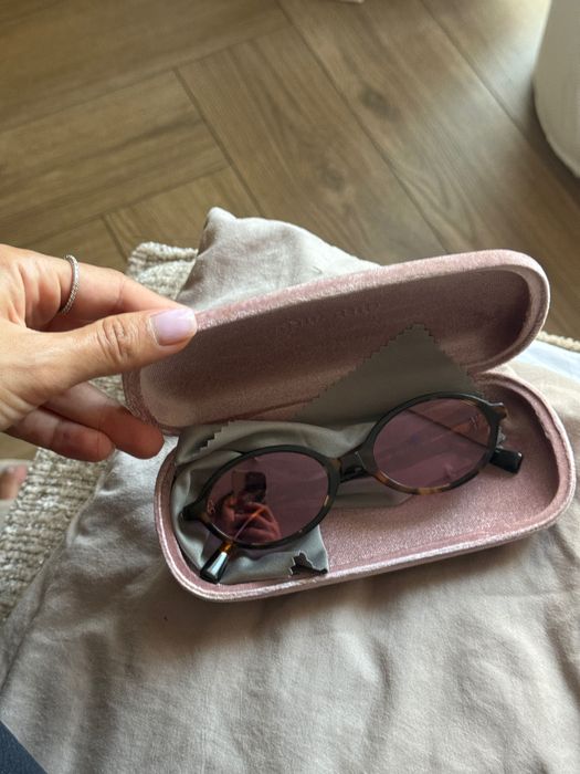 Слънчеви очила MIU MIU honey havana + подарък