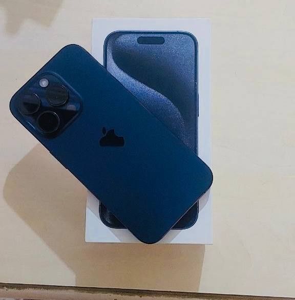 iPhone 15 Pro 256GB qora