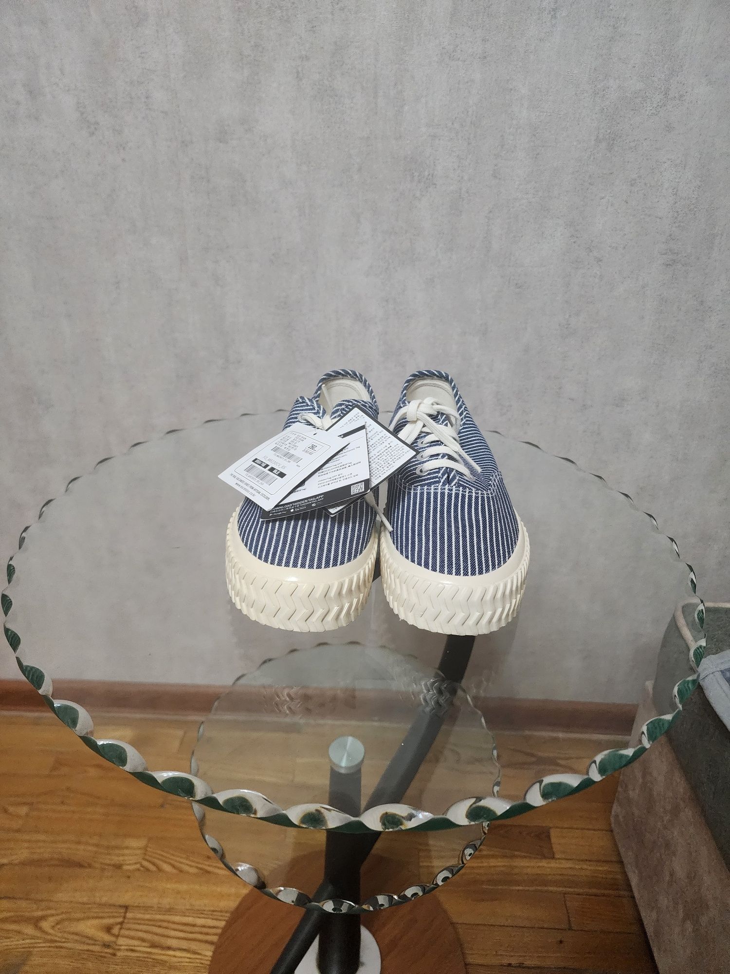 Продажа обуви Слипоны производство Южная Корея