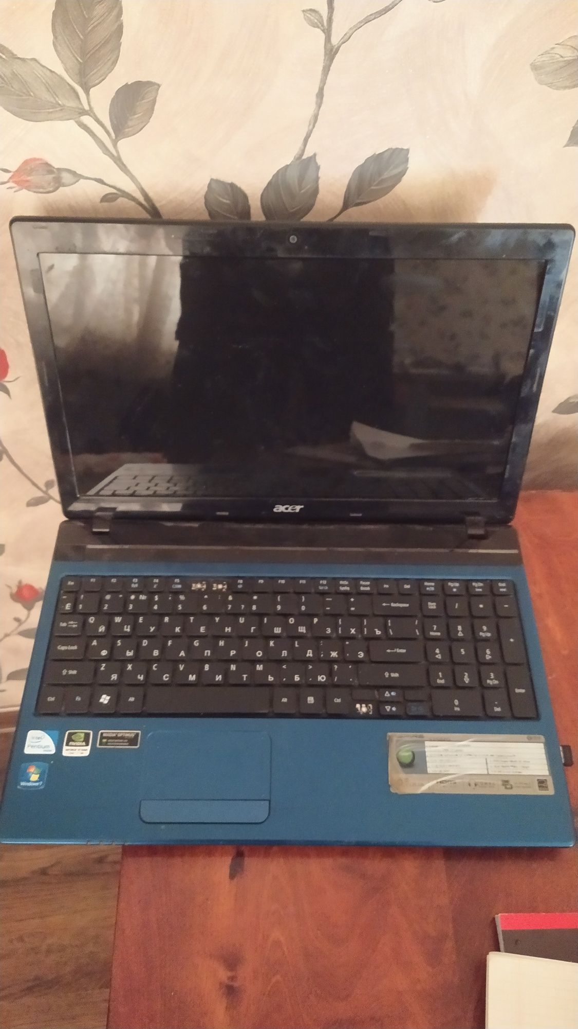 Notebook Acer sotiladi srochno