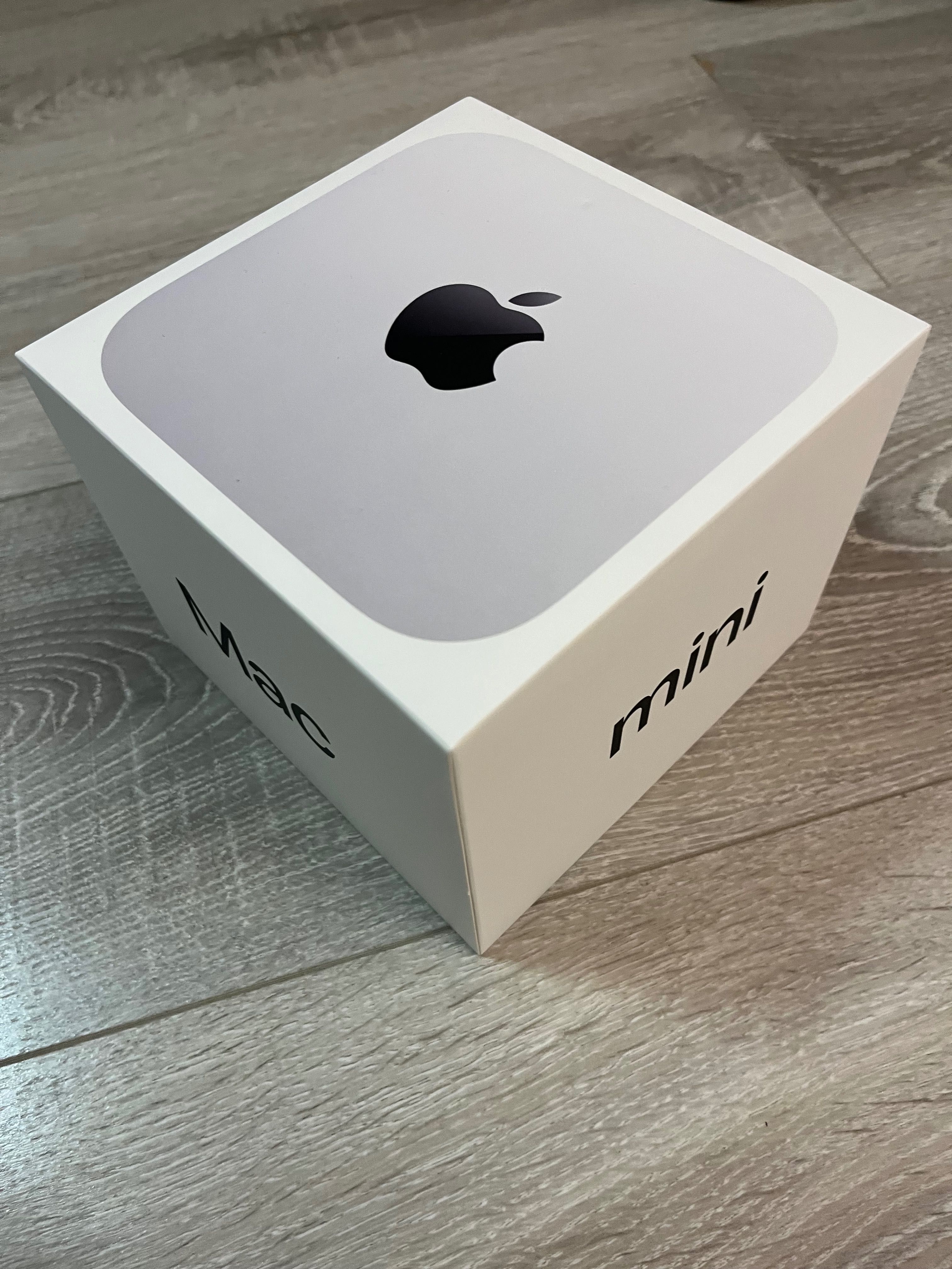 Mac Mini M4 16GB RAM 16GB RAM 256 SSD.