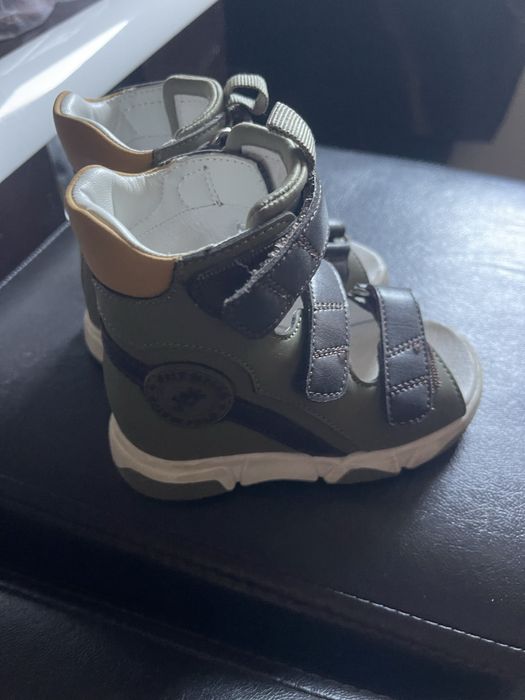 Ортопедични обувки