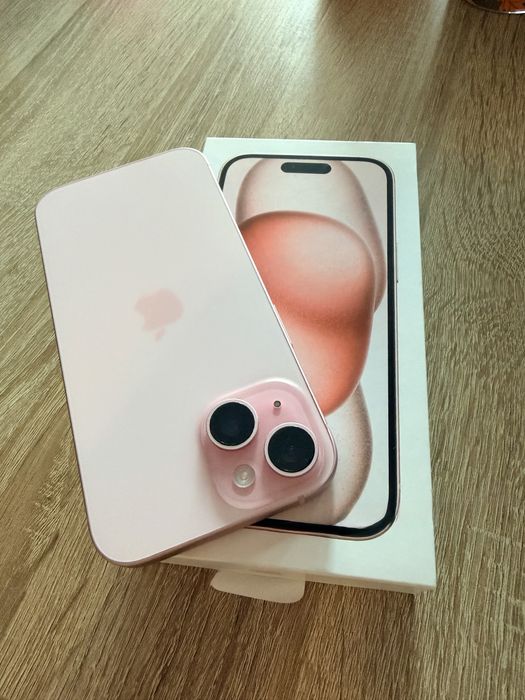 Iphone 15 Pink 128 GB в гаранция