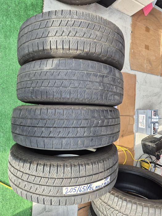 Vând cauciucuri 205/65/16 C M+S  //Goodyear// set complet