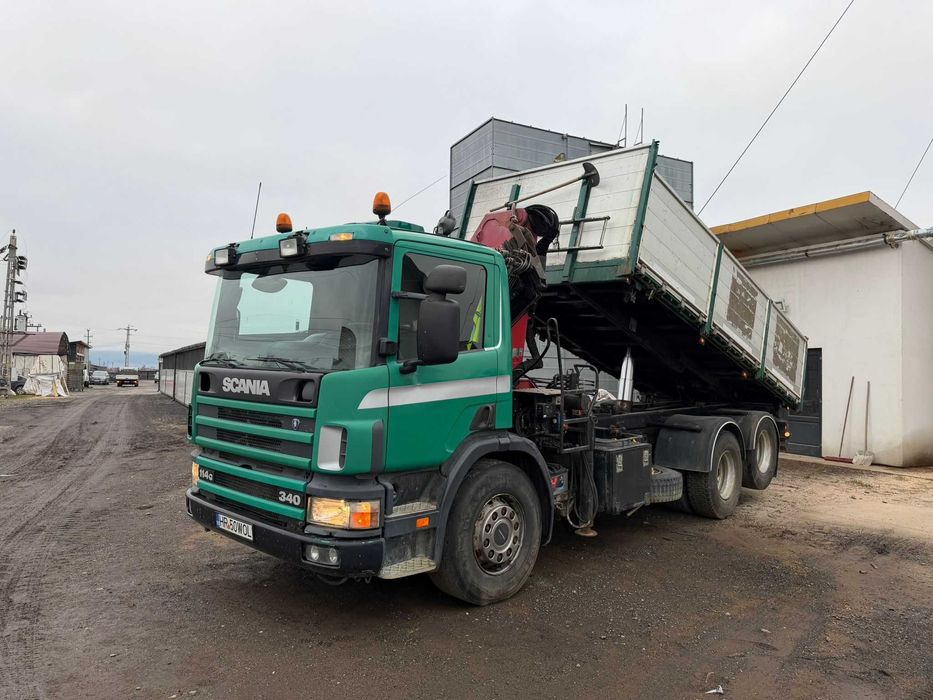 SCANIA 6x2  basculabil cu macara si telecomanda