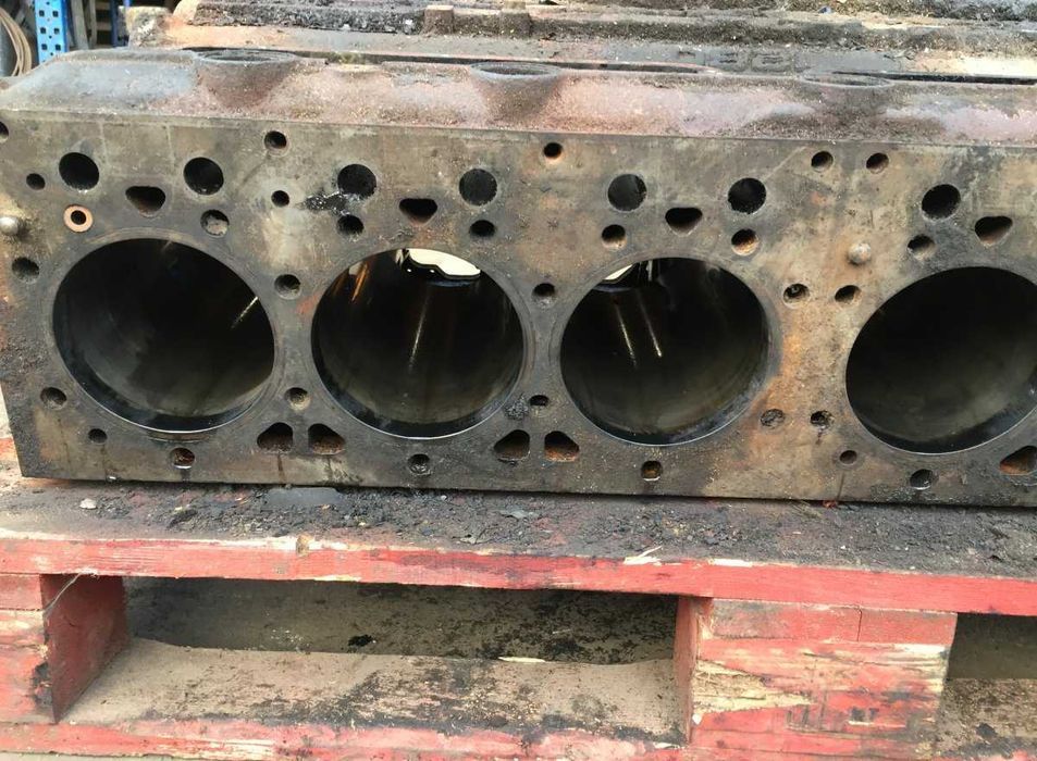 Bloc motor gol pentru camion  XE355C DAF 95XF 1334606