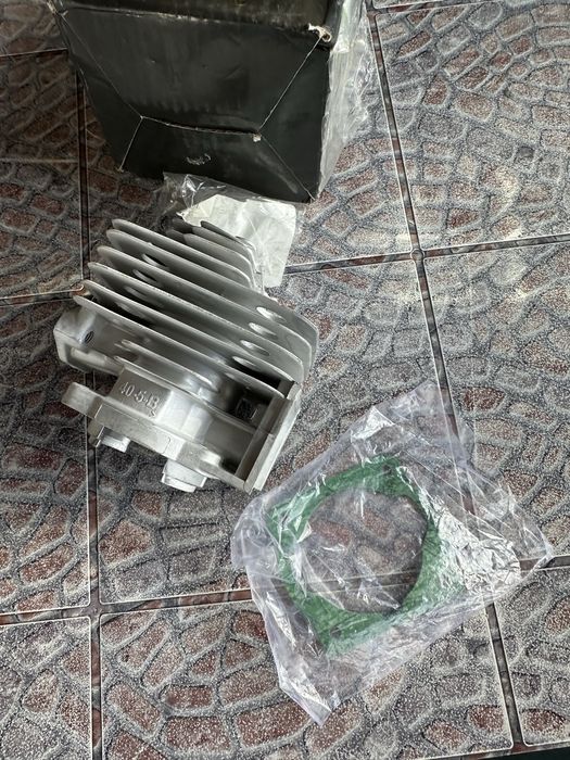 Cilindru, chiuloasa, bloc motor motocoasa,drujba, pocket bike 40-5 nou