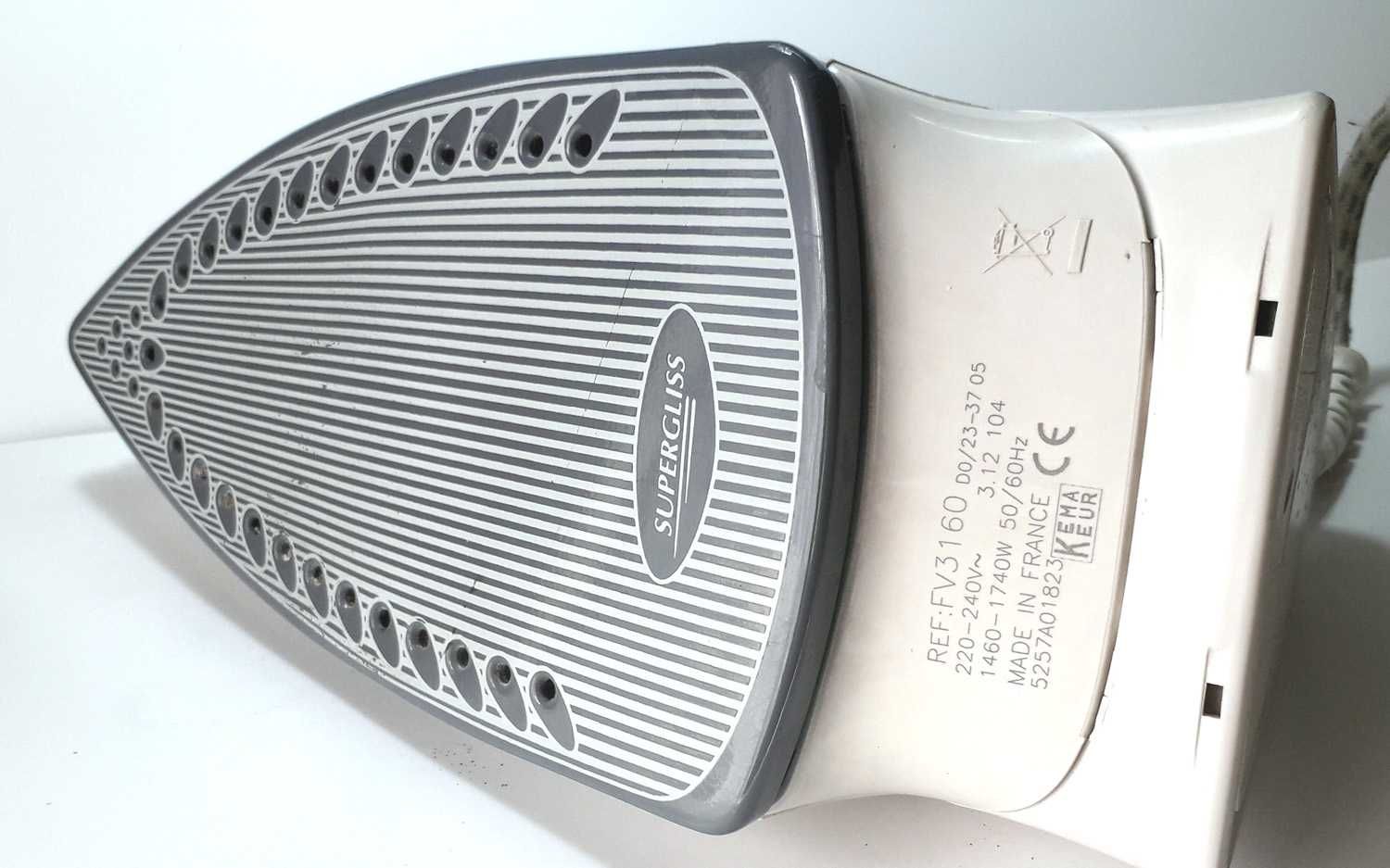 Парна ютия Tefal Supergliss 60