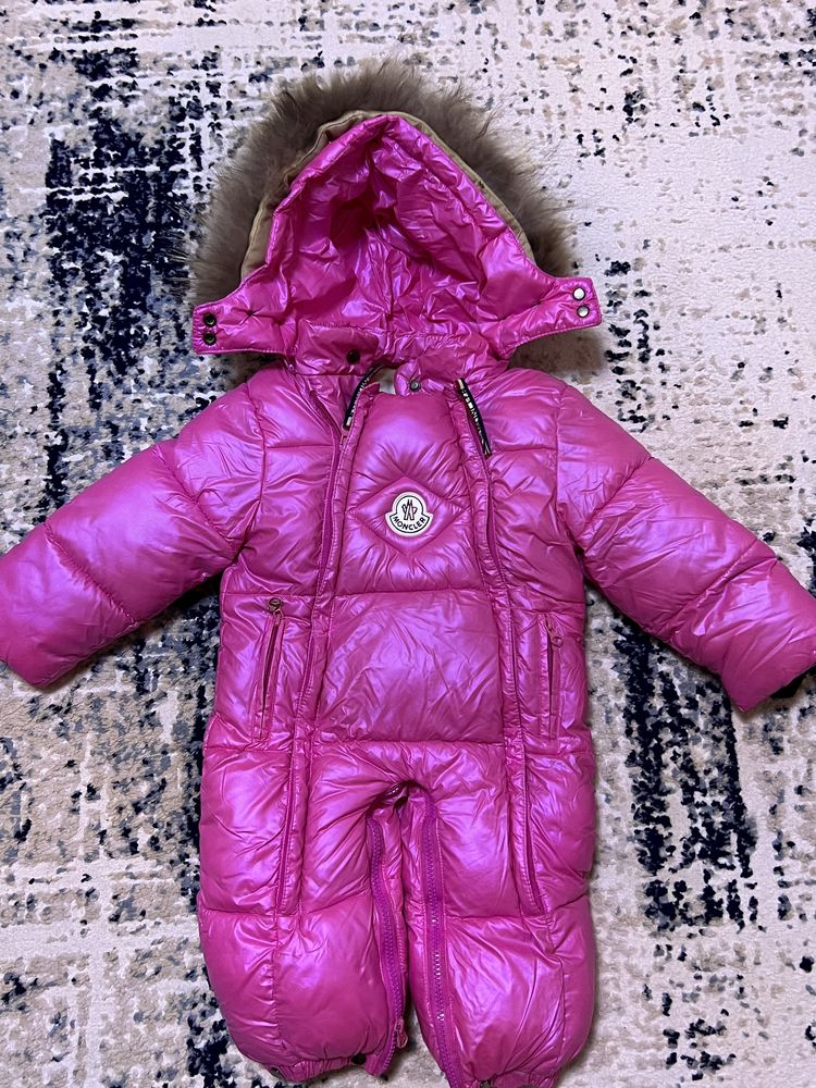 Продам комбенизон MONCLER для девочки