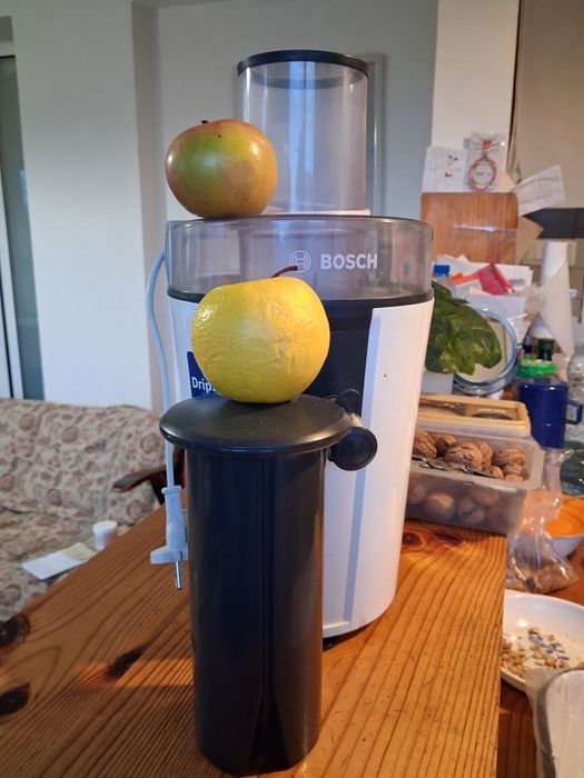 Соко изтисквачка Bosch 700w