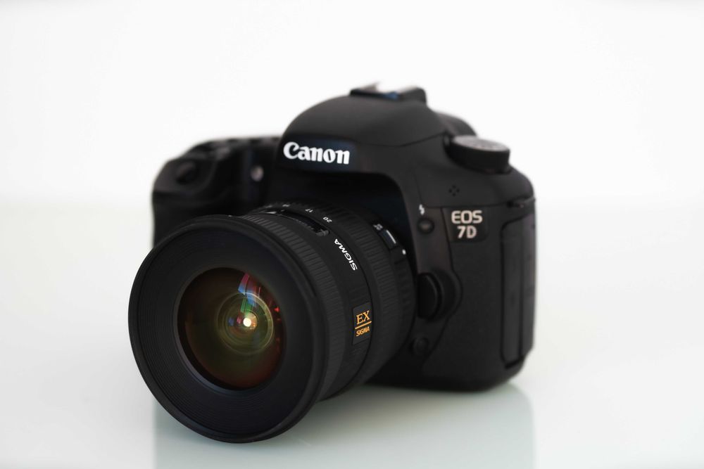 Obiectiv UltraWide Sigma 10-20 mm EX DC HSM - Canon