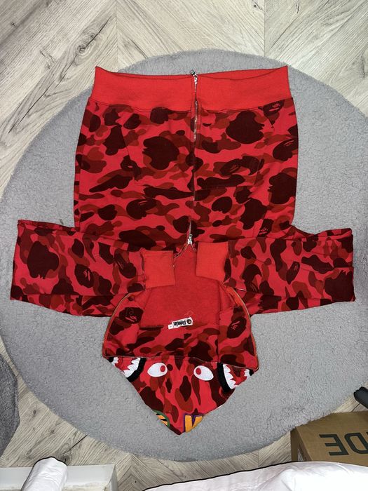 Bape hanorac zip up rosu shark marime S nou