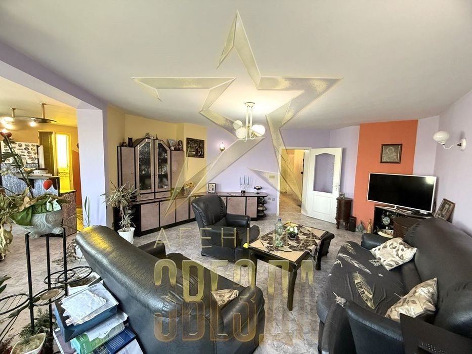 Продава се Тристаен апартамент в Пловдив, Кършияка - 130 кв.м за 1539 €/кв.м - Снимка #2