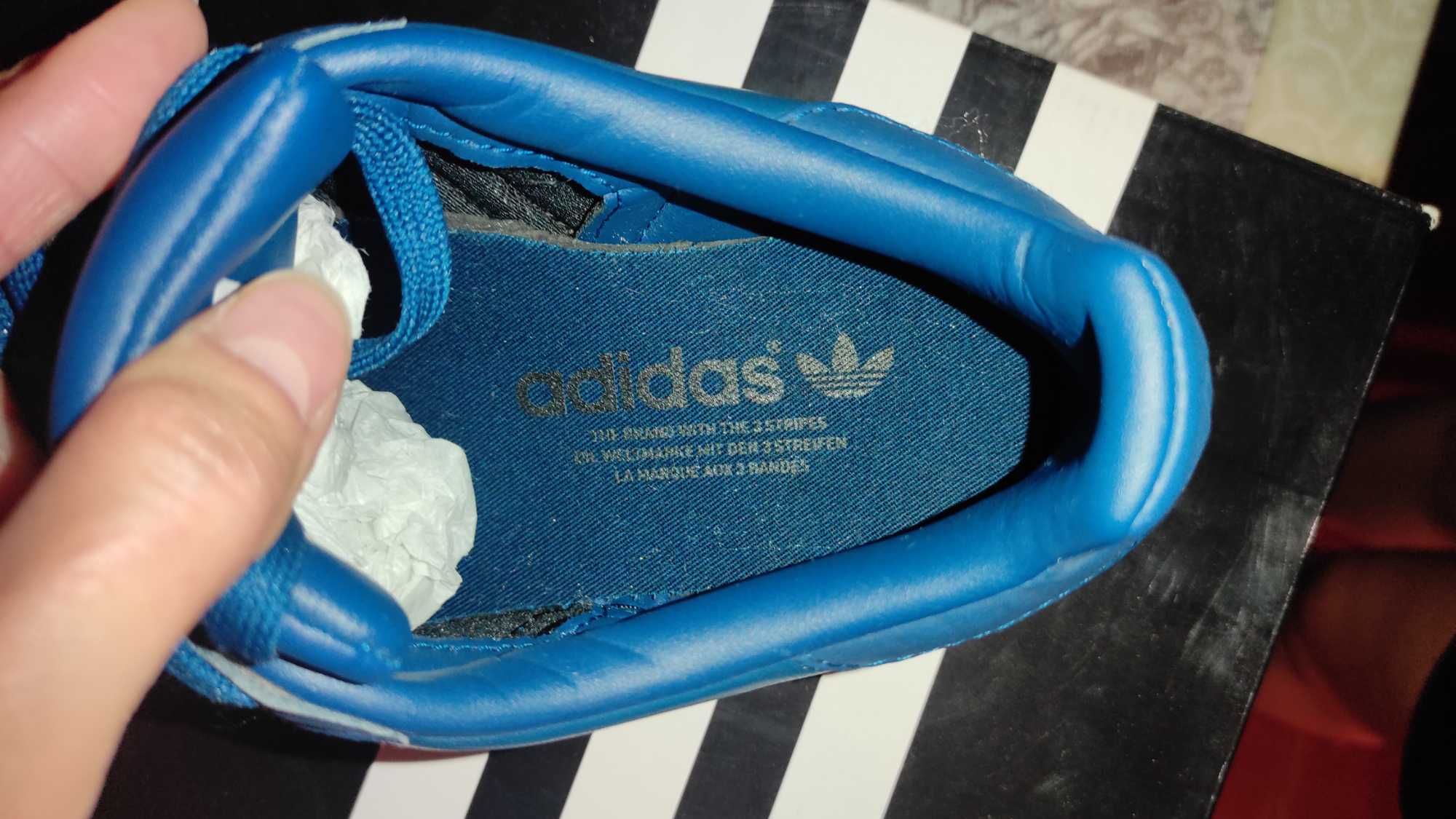 Кроссовки Adidas Pharrell Williams Superstar Supercolor