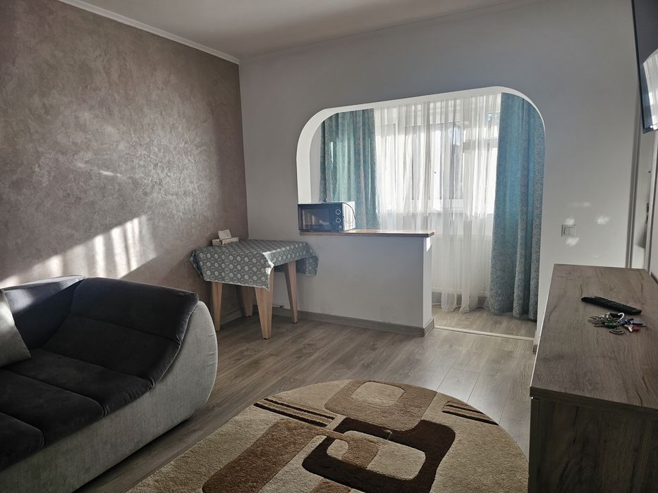 Închierez garsoniera zona Nord