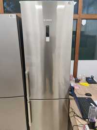 Свободностоящ хладилник с фризер Bosch  (със защита от отпечатъци)