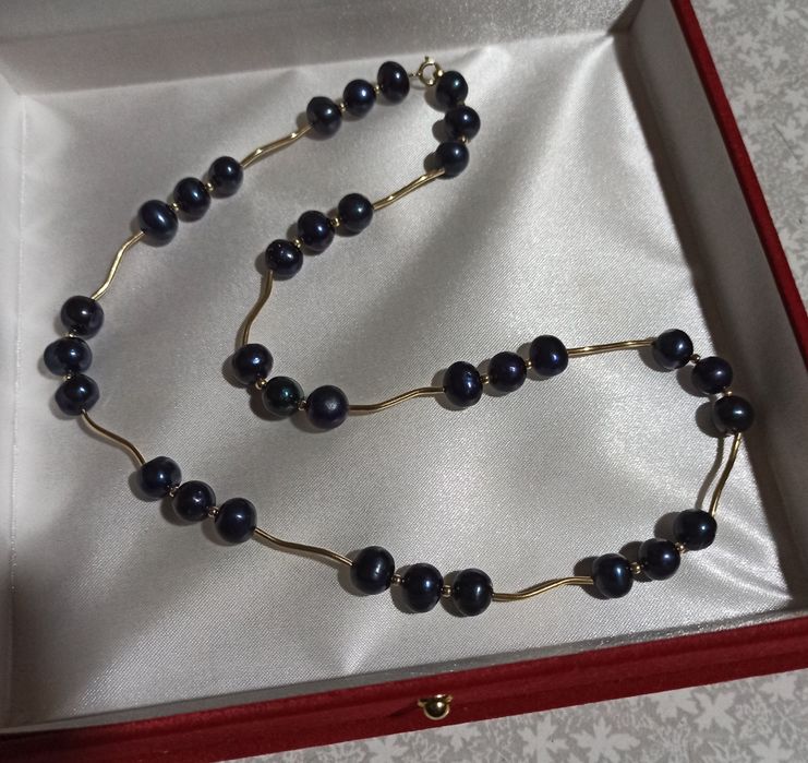 Жемчуг, колье-ожерелье в золоте.