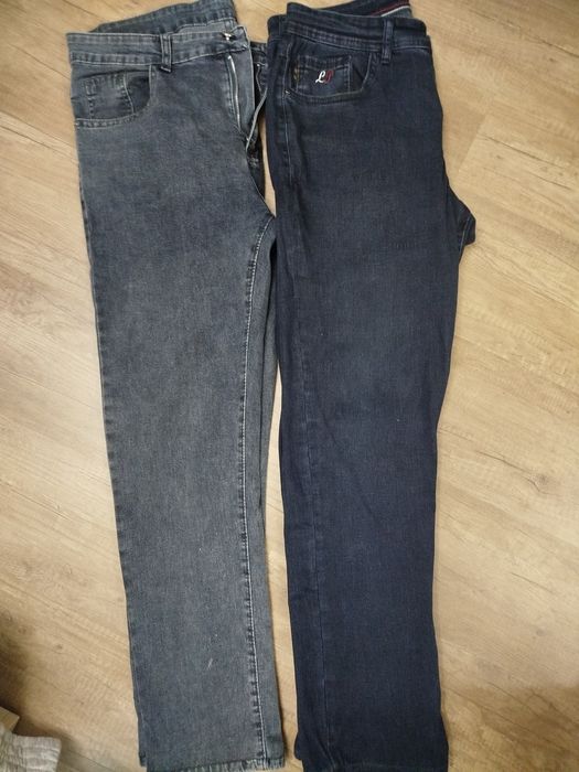 Джинсы мужские в хорошем состоянии,размер 34.