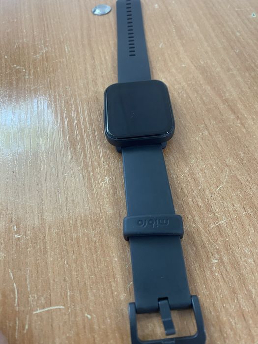 Часы наручные цифровой