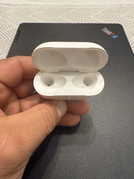 Case/carcasa/doc/cutie airpods generatia 3, originala