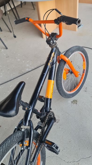 Bicicletă ee vânzare.