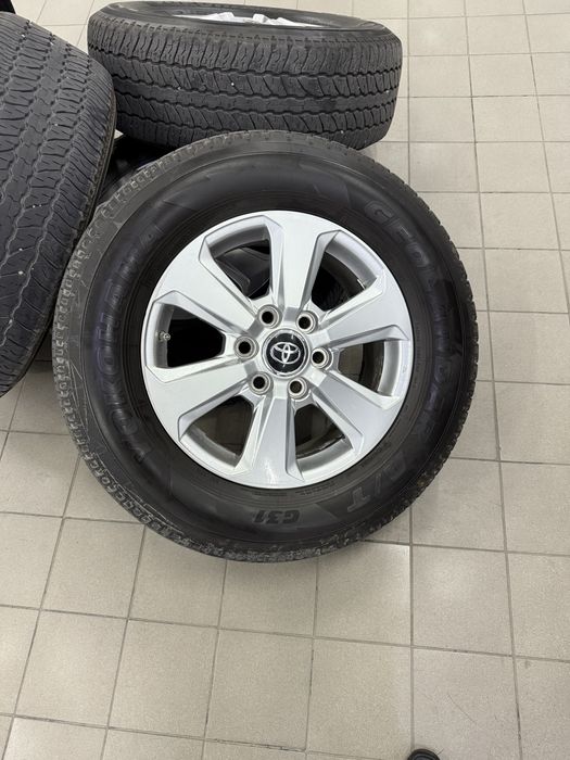 Комплект дисков R18 от Land Cruiser 300