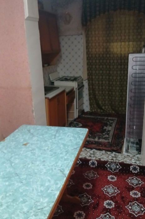 Chevarda 4 xonali uy sotiladi