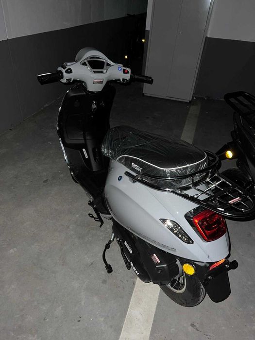 Vand Scuter BSK Pablo - An 2024 - 49CC - Nu necesita permis!