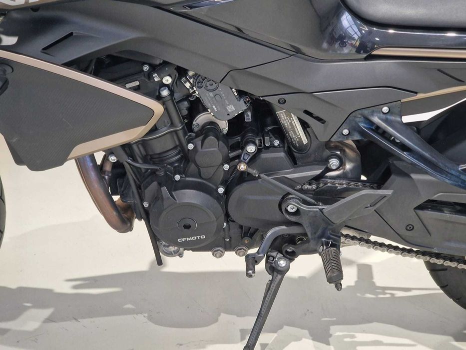 MOTOCICLETA CF-MOTO 800NK - 2023 - 6700 km