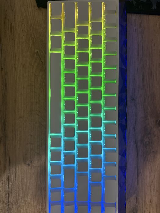 Продам игровую МАГНИТНУЮ клавиатуру с функцией rapid trigger