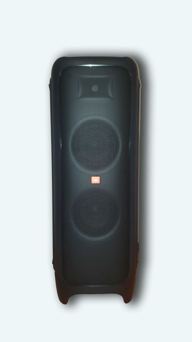 Inchiriez Boxa JBL Partybox 1000 pentru evenimente/petreceri etc.