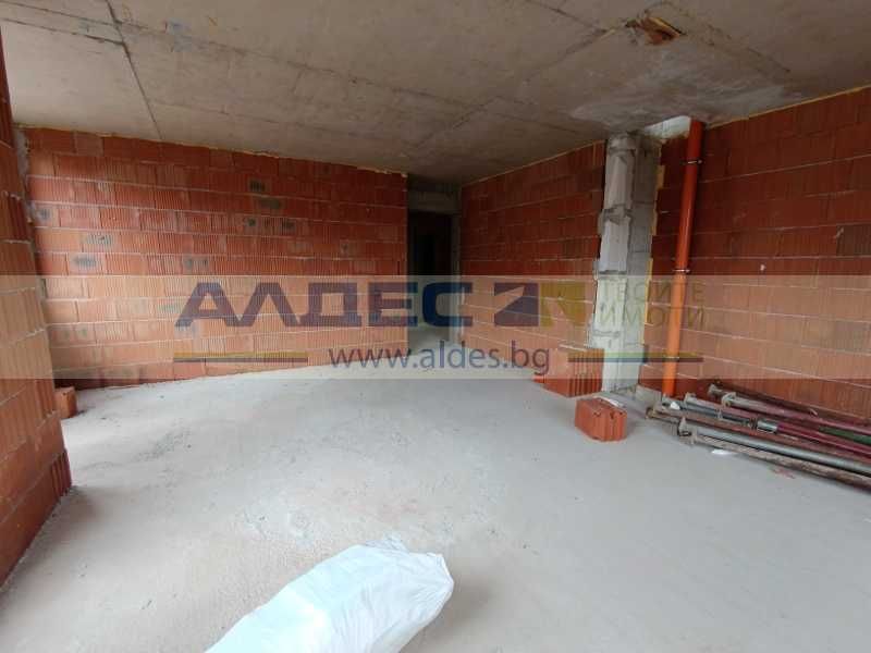 Продава се Тристаен апартамент в София, Малинова долина - 129 кв.м за 1470 €/кв.м - Снимка #1