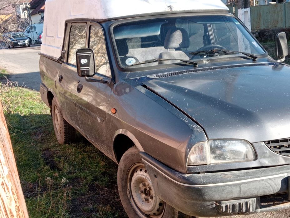 Vând sau schimb cu animale papuc 4x4 1.6 benzina