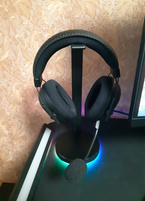 Подставка для наушников Razer