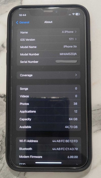 iPhone XR - 100% батерия!