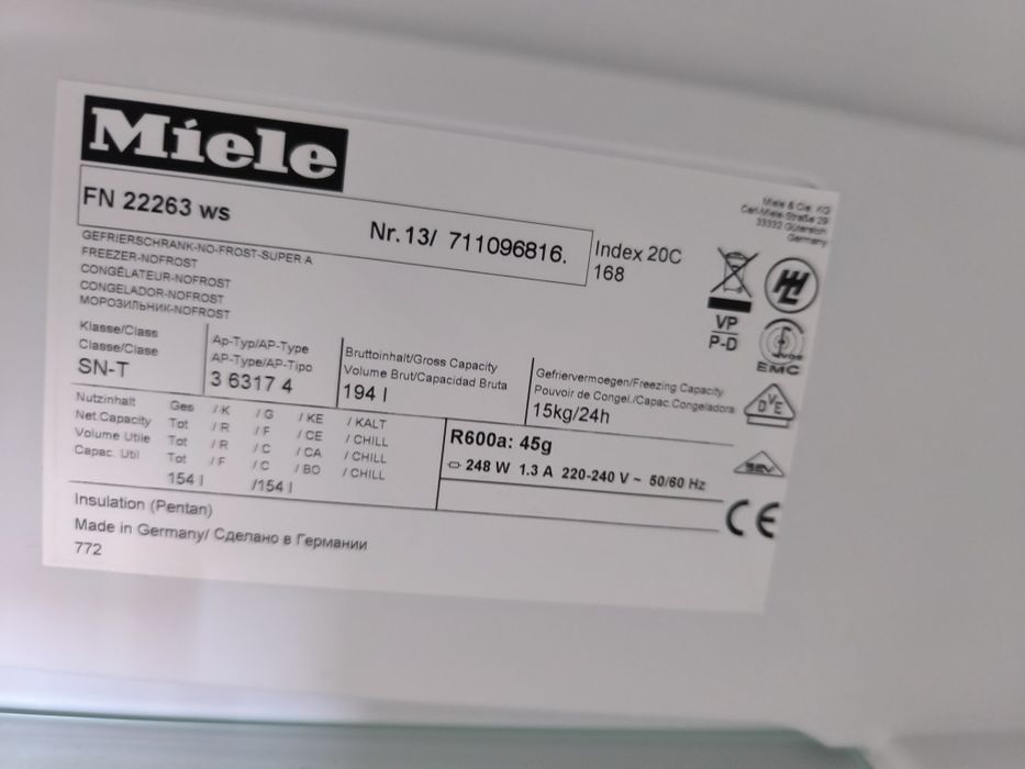Фризер Miele FN 22263 ws - 194 литра.