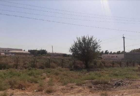 Tadbirkorlik uchun qulay  noturar bino va yer maydoni