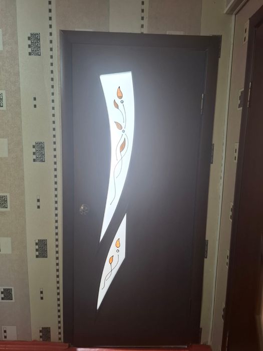 Двери в хорошем состоянии недорого срочно нужны деньги