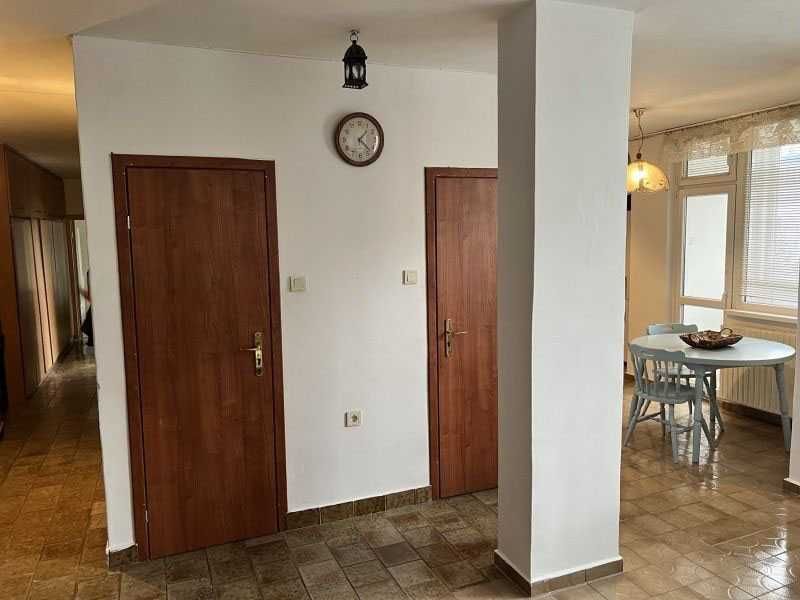 Дава се под наем Тристаен апартамент в София, Хиподрума - 110 кв.м за 600 € - Снимка #1