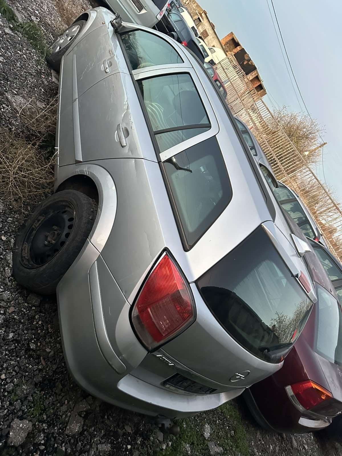 Opel Astra H 1.9cdti на части !
