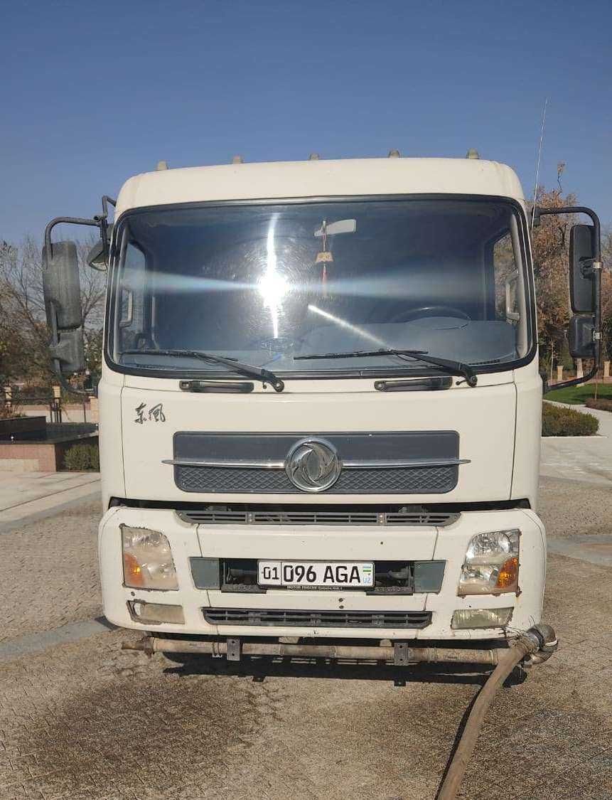 Продается Водовоз DONGFENG  8 куб.м  3 шт