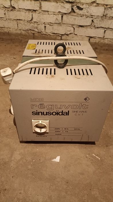 Стабилизатор напряжения