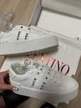 Valentino сникърси