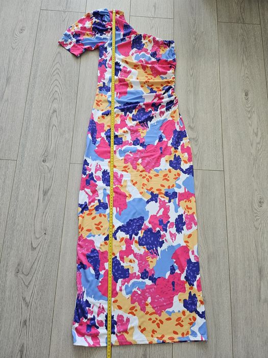 Rochie multicoloră de damă