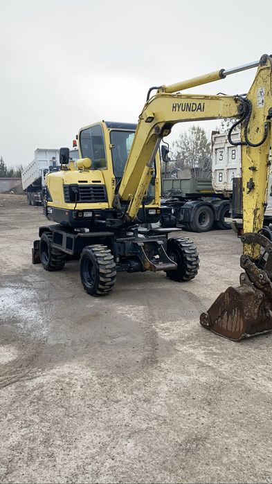 Экскаватор Hyundai 55