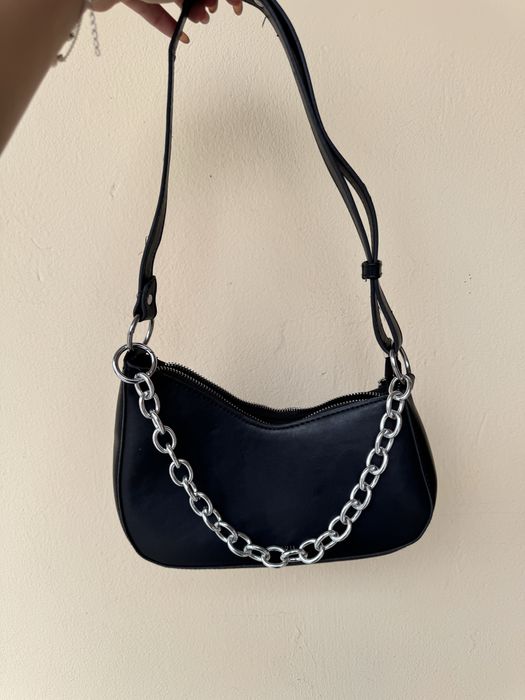 Мини-сумка с необычной формой