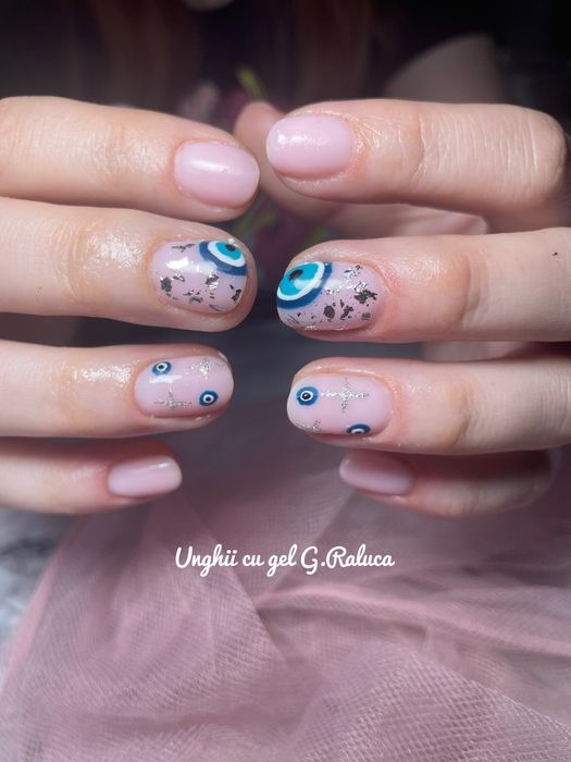 Manichiura si pedichiura cu gel