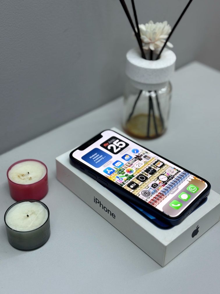 IPhone 12 mini 12гб. В отличном состоянии. Цвет синий.