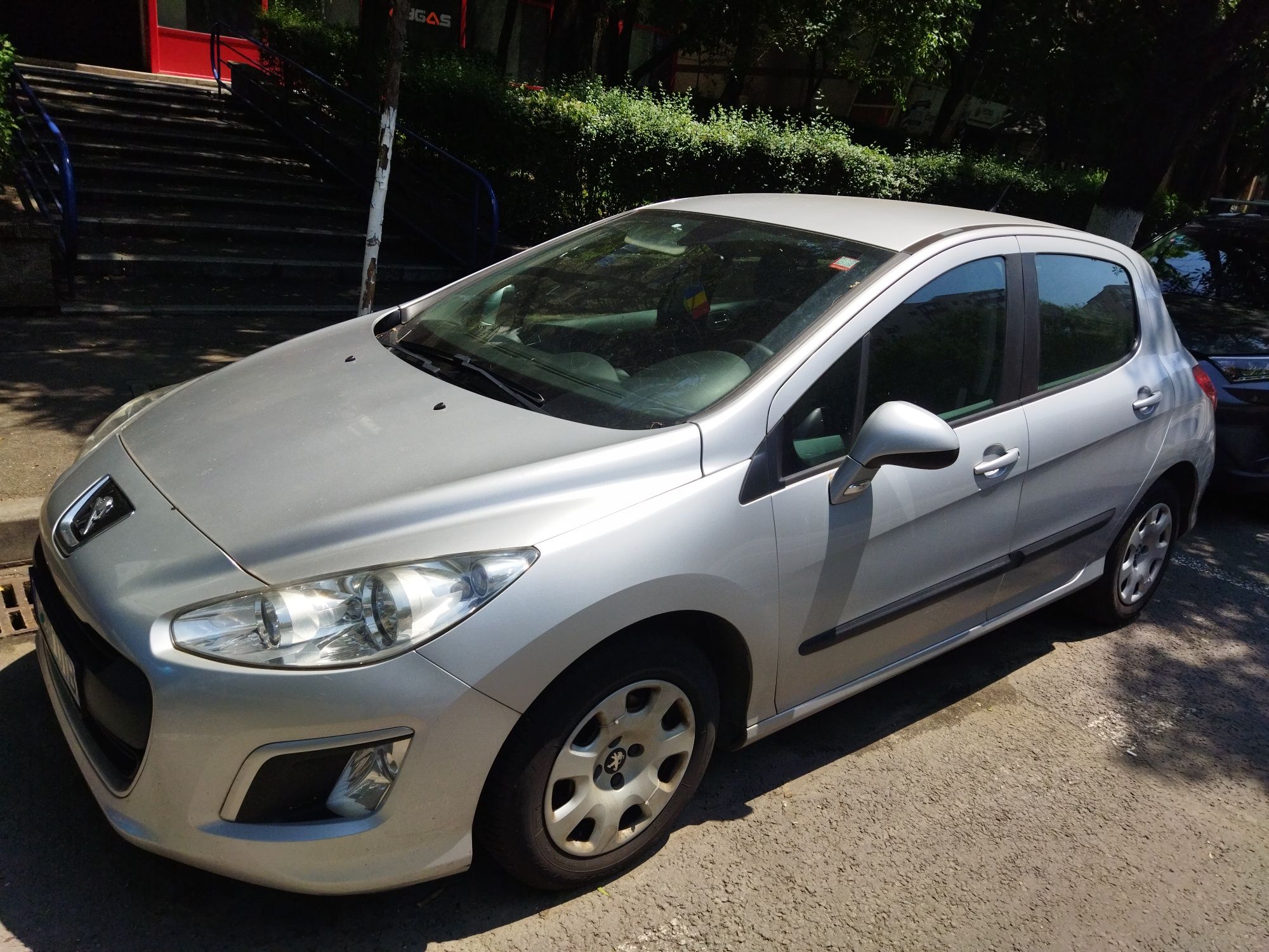 Peugeot 308 an 2012 unic proprietar 4500 euro negociab