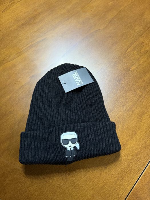 Caciula Fes Karl Lagerfeld noua/new unisex